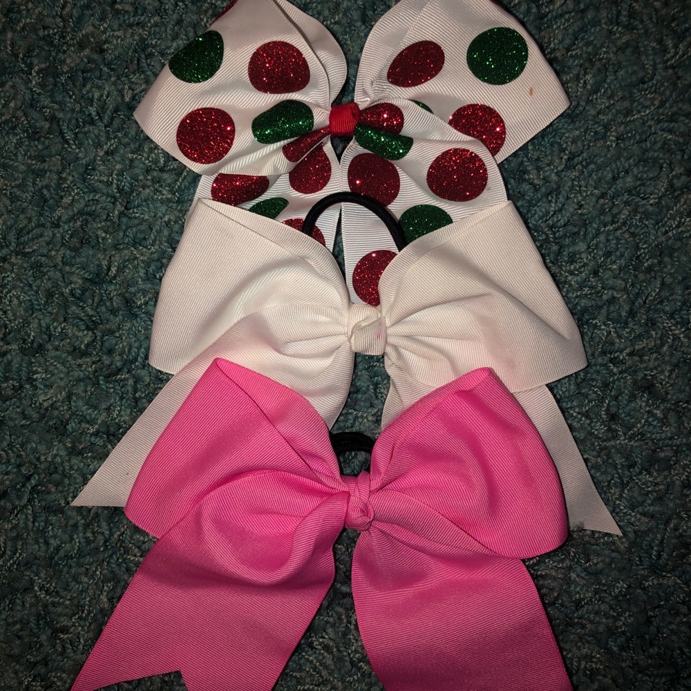 Set of 3 cheer bows!!